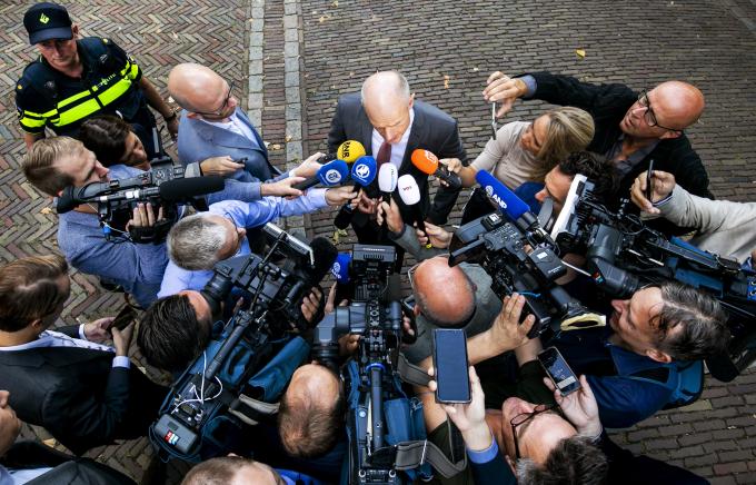 Minister Stef Blok van Buitenlandse Zaken (VVD) staat de pers te woord op het Binnenhof. ANP / Remko de Waal
